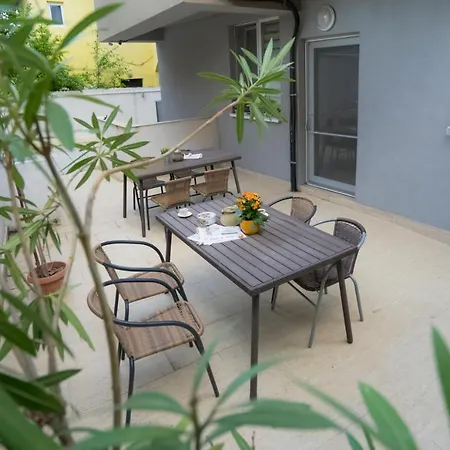 Guest house 27 *